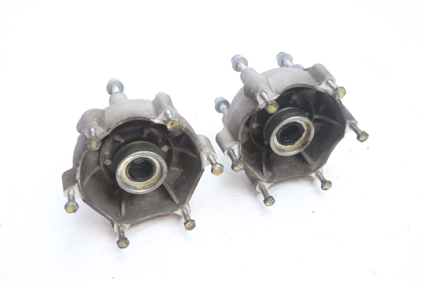 photo de FRONT WHEEL HUB PIAGGIO MP3 LT 300 (2010 - 2016) - Zoom on usage condition