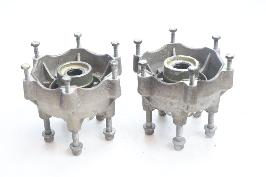 photo de FRONT WHEEL HUB PIAGGIO MP3 LT 400 (2007 - 2012) - Component detail