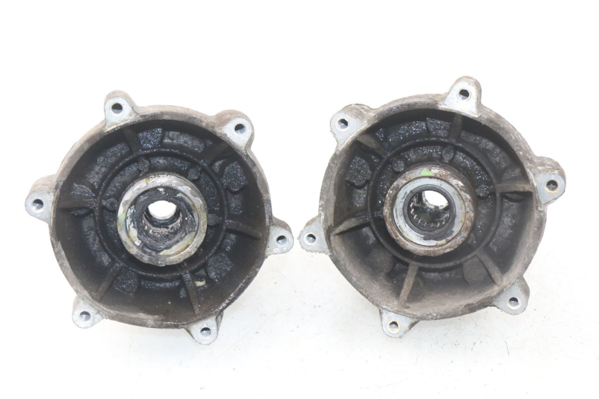 photo de FRONT WHEEL HUB PIAGGIO MP3 125 (2006 - 2014) - Main view