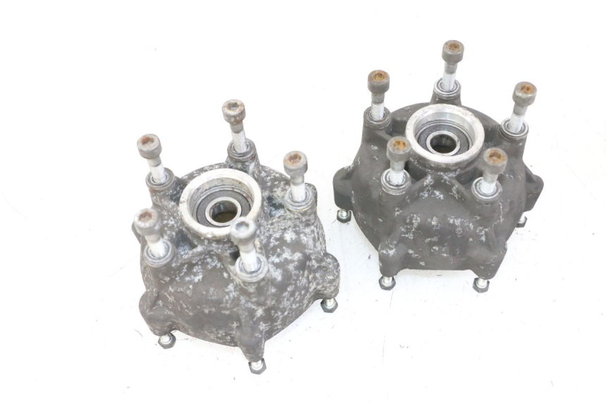 photo de FRONT WHEEL HUB PIAGGIO MP3 500 (2011 - 2015) - Surface and material condition