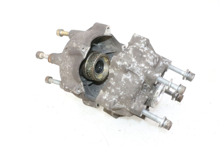 photo de FRONT WHEEL HUB PIAGGIO MP3 RL 250 (2006 - 2010) - Fixing points details