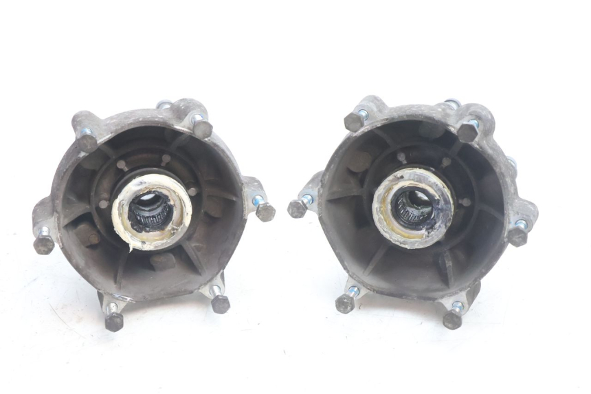 photo de FRONT WHEEL HUB PIAGGIO MP3 500 (2016 - 2018) - Alternative perspective
