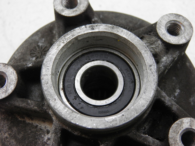 photo de FRONT WHEEL HUB PIAGGIO MP3 RL 125 (2006 - 2014) - Component detail