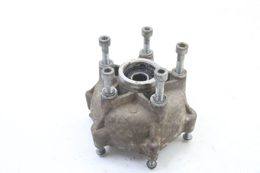 photo de FRONT WHEEL HUB PIAGGIO VESPA GRANTURISMO 125 (2003 - 2007) - Technical close-up