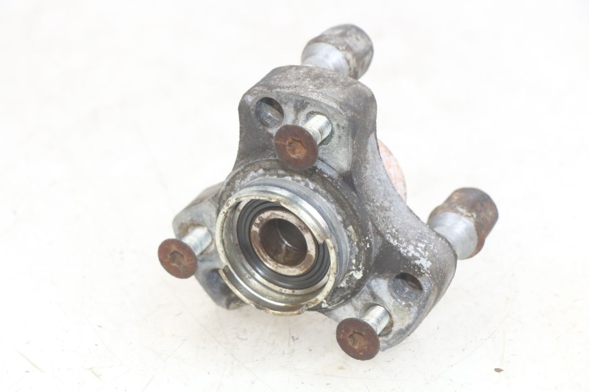 photo de FRONT WHEEL HUB PEUGEOT SPEEDFIGHT LC 50 (1996 - 2002) - Component detail