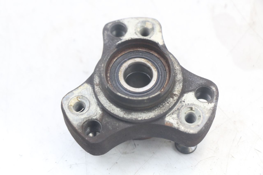 photo de FRONT WHEEL HUB PEUGEOT SPEEDFIGHT 100 (1997 - 2007) - Component detail