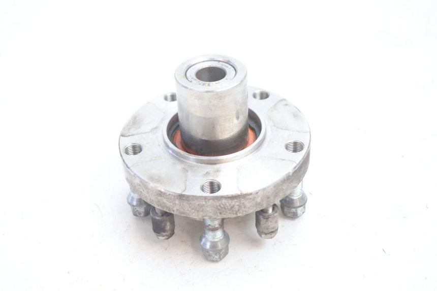 photo de FRONT WHEEL HUB BOOM TRIKE FUN 500 (2004 - 2010) - Product overview
