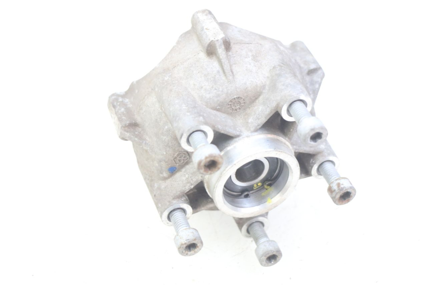 photo de FRONT WHEEL HUB PIAGGIO VESPA PRIMAVERA 2T 50 (2013 - 2018) - Technical close-up