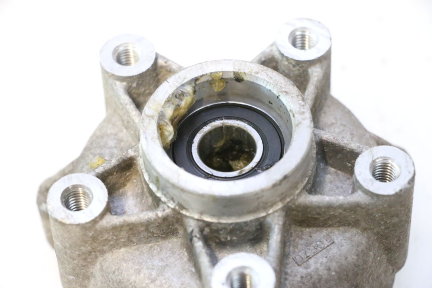 photo de FRONT WHEEL HUB PIAGGIO VESPA S 2T 50 (2007 - 2014) - Product overview