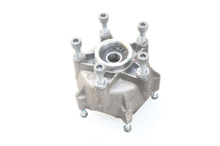 photo de FRONT WHEEL HUB PIAGGIO VESPA SPRINT 2T 50 (2014 - 2018) - Product overview