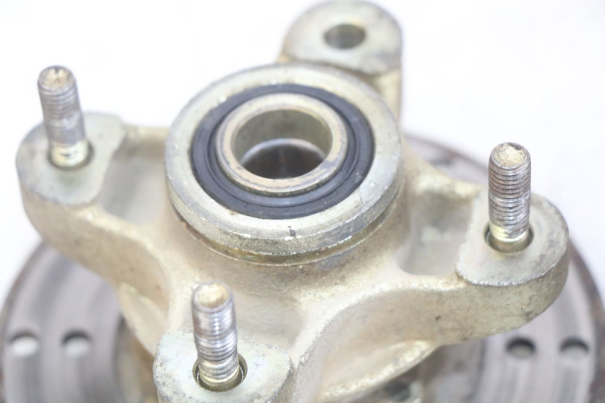 photo de FRONT WHEEL HUB SHINERAY XY250 STXE 250 (2006 - 2012) - Surface and material condition