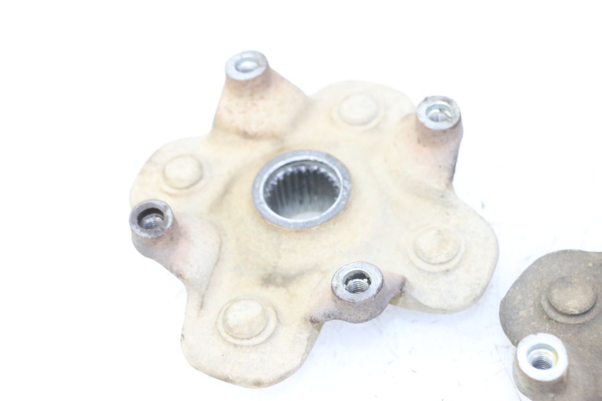 photo de FRONT WHEEL HUB YAMAHA YFM GRIZZLY 550 (2008 - 2015) - Checked used part