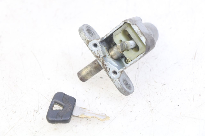 photo de IGNITION SWITCH MBK BOOSTER SPIRIT 50 (1999 - 2003) - Technical close-up