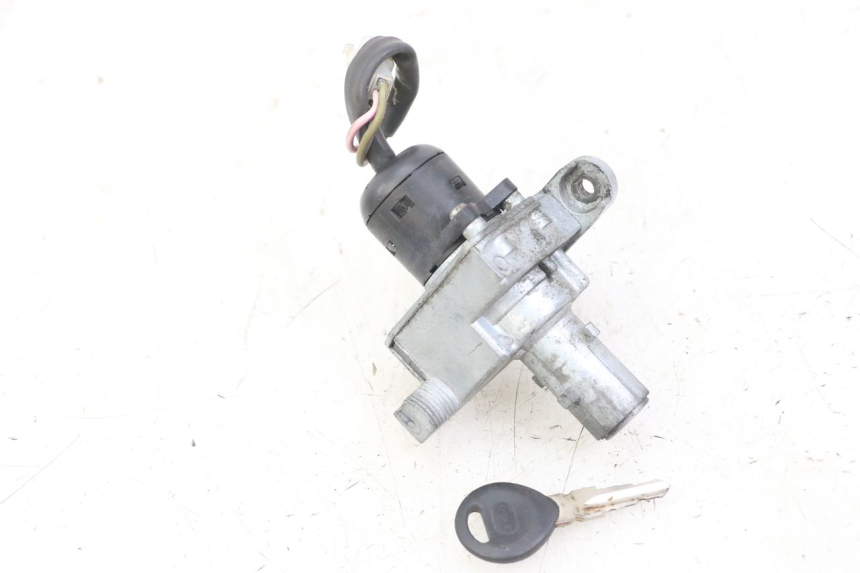 photo de IGNITION SWITCH MBK BOOSTER SPIRIT NAKED 50 (2004 - 2017) - Alternative perspective