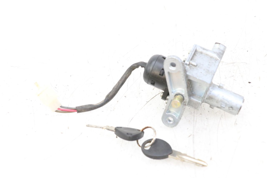 photo de IGNITION SWITCH YAMAHA BW'S 50 (2004 - 2017) - Component detail
