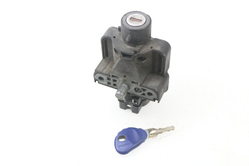 photo de IGNITION SWITCH HONDA FES PANTHEON 125 (2003 - 2007) - Technical close-up