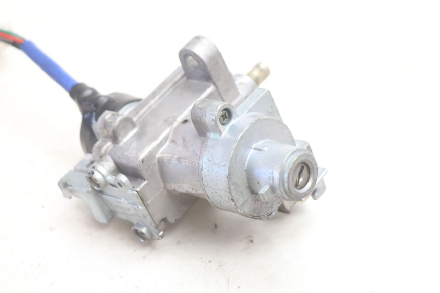 photo de IGNITION SWITCH KYMCO GRAND DINK 125 (2008 - 2014) - Zoom on usage condition