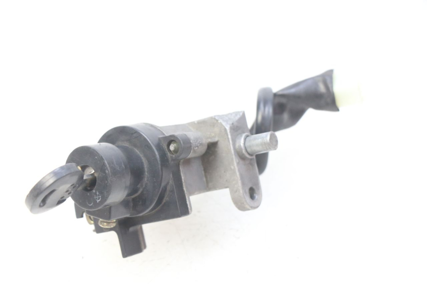 photo de IGNITION SWITCH PEUGEOT KISBEE 4T 50 (2010 - 2017) - Main view