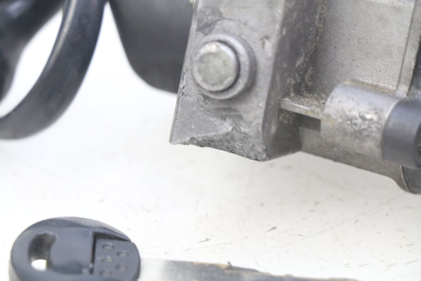 photo de IGNITION SWITCH PEUGEOT KISBEE 4T 50 (2010 - 2017) - Technical close-up