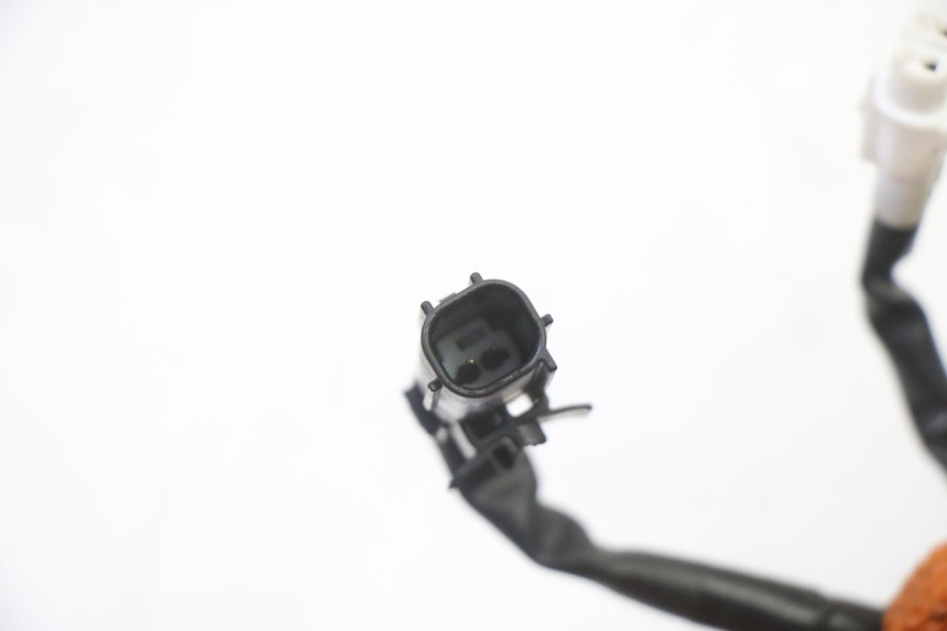 photo de IGNITION SWITCH PIAGGIO MP3 HPE 310 (2024 - 2025) - Zoom on usage condition