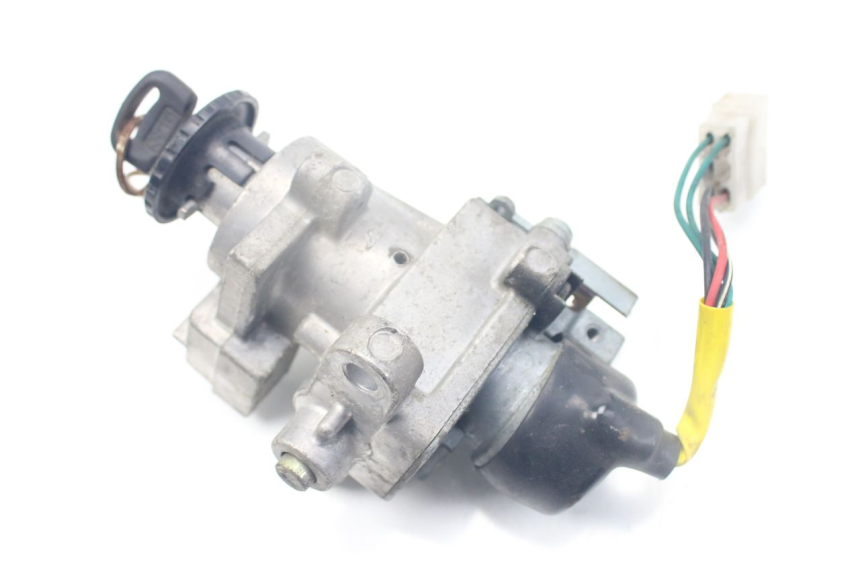 photo de IGNITION SWITCH KYMCO PEOPLE 250 (2004 - 2008) - Additional view of the item