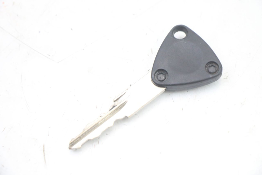 photo de IGNITION SWITCH PEUGEOT KISBEE 4T 50 (2018 - 2022) - Component detail