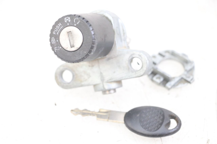 photo de IGNITION SWITCH DERBI SENDA SM X-TREME 50 (2006 - 2010) - Main view