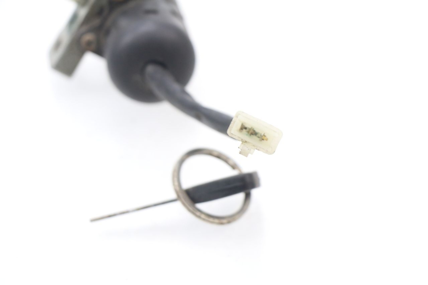 photo de IGNITION SWITCH MBK STUNT NAKED 50 (2004 - 2018) - Technical close-up