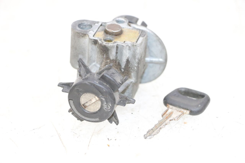 photo de IGNITION SWITCH PEUGEOT TKR TREKKER FURIOUS 50 (2005 - 2014) - Component detail