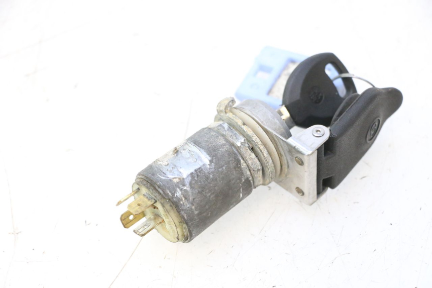 photo de IGNITION SWITCH BOOM TRIKE FUN 500 (2004 - 2010) - Technical close-up