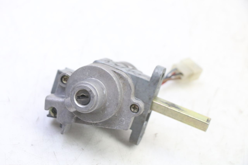 photo de IGNITION SWITCH MBK WAAP 125 (2008 - 2013) - Technical close-up