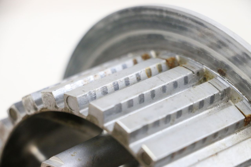 photo de CLUTCH HUB YAMAHA FJR ABS 1300 (2006 - 2012) - Alternative perspective