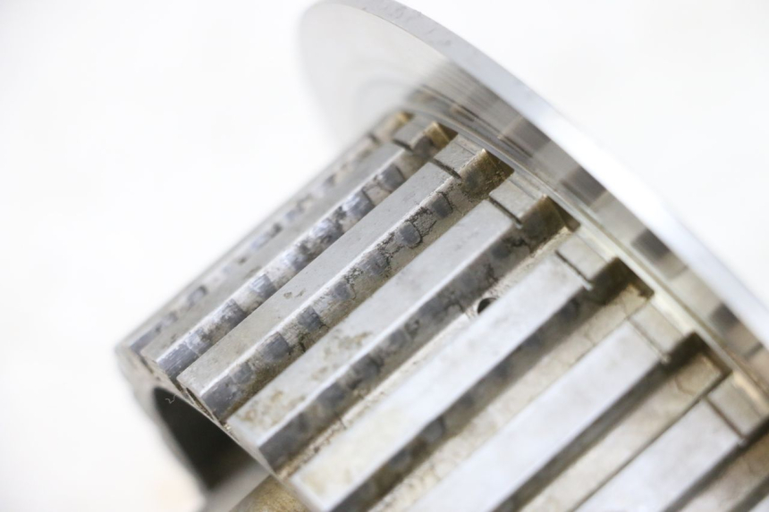 photo de CLUTCH HUB YAMAHA FJR ABS 1300 (2006 - 2012) - Zoom on usage condition