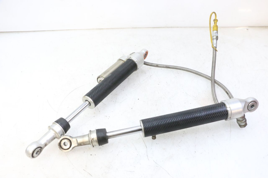 photo de REAR SHOCK ABSORBER PAIR QUADRO 4 4D 350 (2015 - 2018) - Component detail