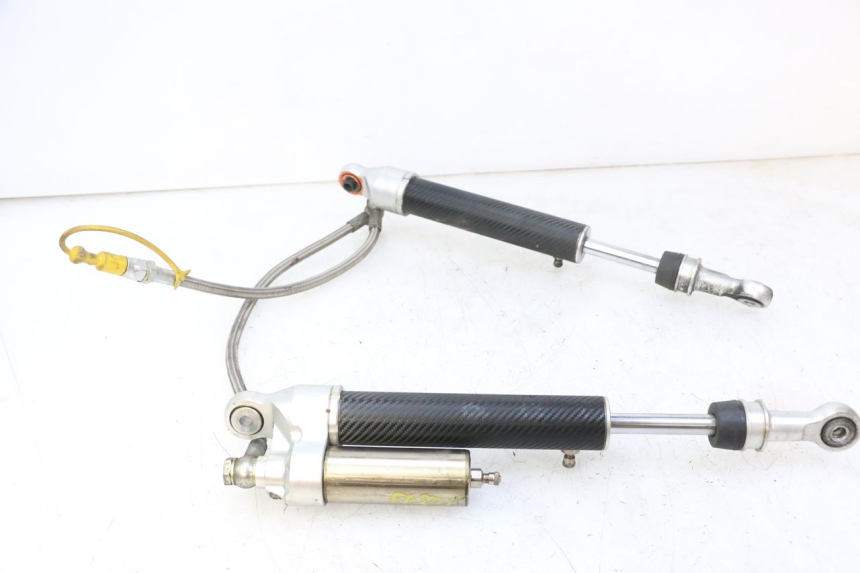 photo de REAR SHOCK ABSORBER PAIR QUADRO 4 4D 350 (2015 - 2018) - Fixing points details