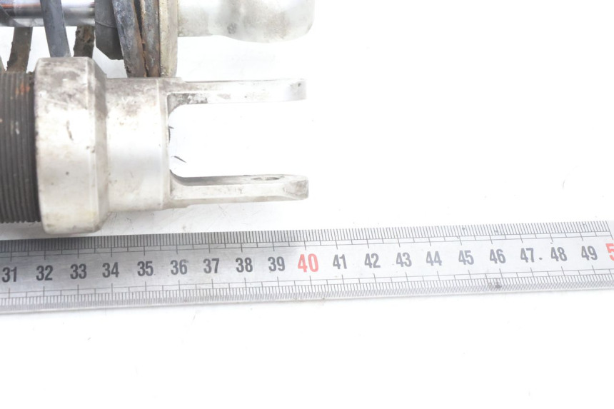 photo de REAR SHOCK ABSORBER BMW C1 125 (2000 - 2003) - Detailed visual inspection