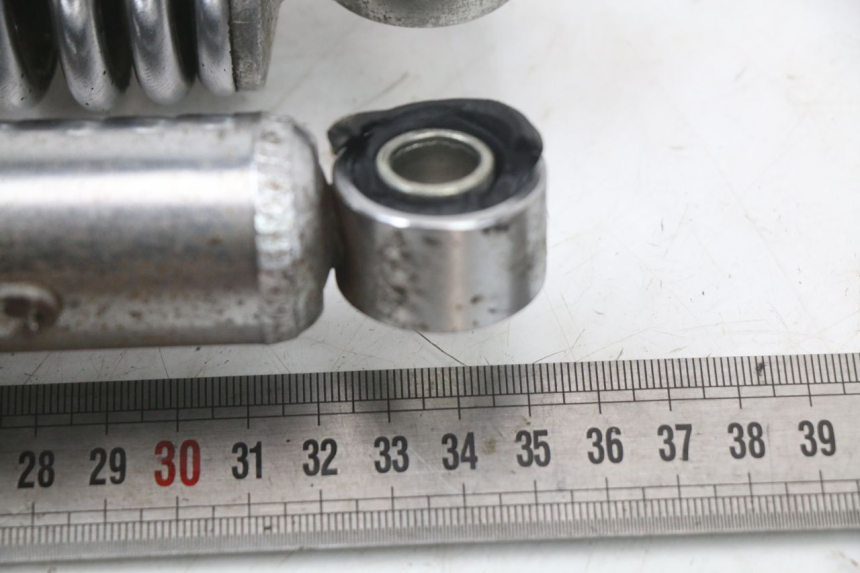 photo de REAR SHOCK ABSORBER SUZUKI GSX E 250 (1982 - 1983) - Zoom on usage condition