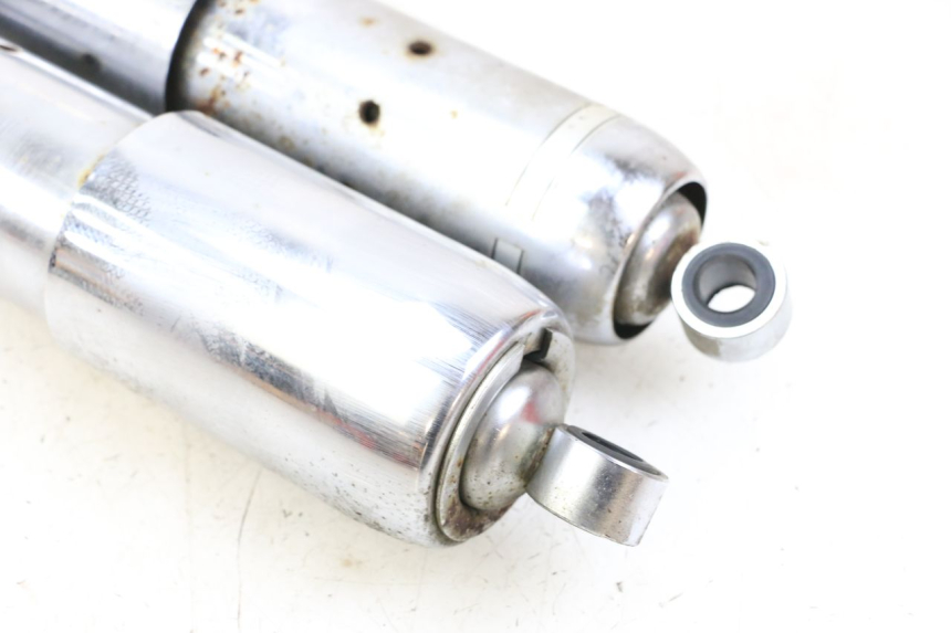 photo de REAR SHOCK ABSORBER HONDA VT C2 SHADOW 750 (1997 - 2001) - Additional view of the item