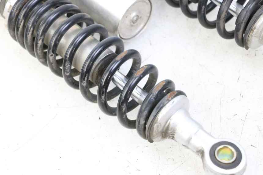 photo de REAR SHOCK ABSORBER KEEWAY K-LIGHT KLIGHT 125 (2018 - 2025) - Fixing points details