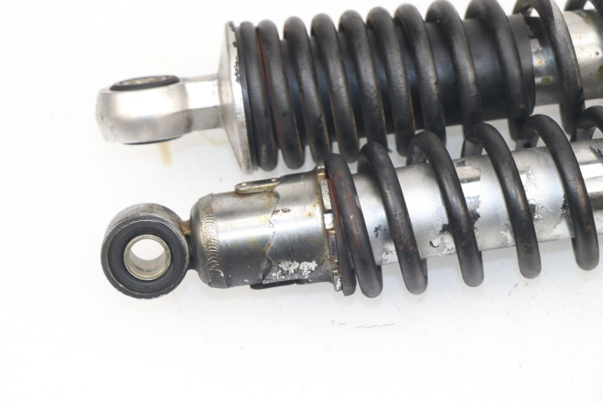 photo de REAR SHOCK ABSORBER KYMCO PULSAR 125 (2008 - 2015) - Fixing points details