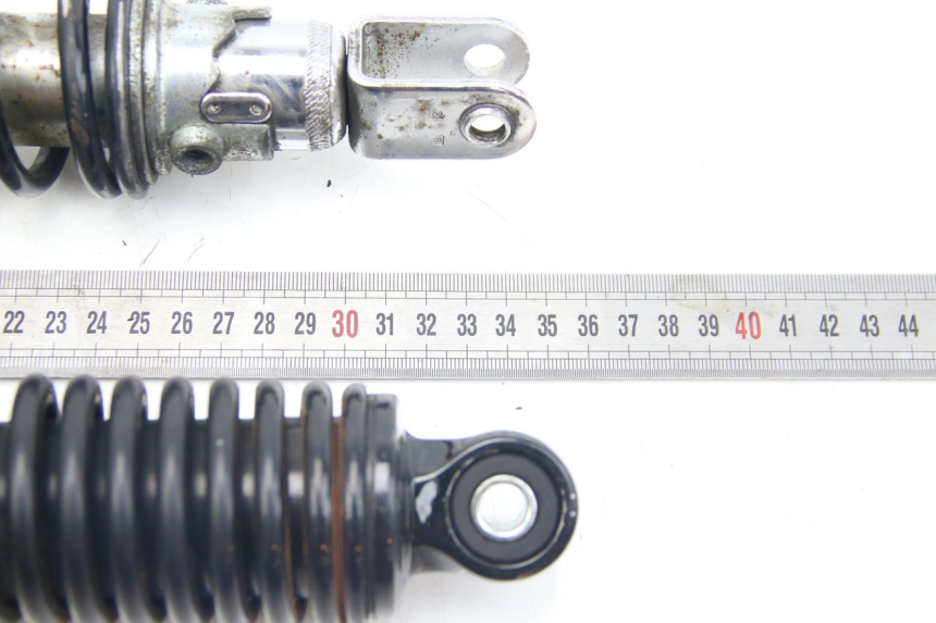 photo de REAR SHOCK ABSORBER PAIR SUZUKI SIXTEEN 125 (2008 - 2010) - Alternative perspective