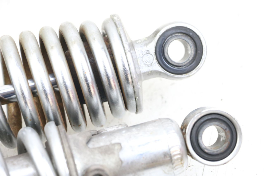 photo de REAR SHOCK ABSORBER SUZUKI VL INTRUDER 125 (2004 - 2007) - Alternative perspective