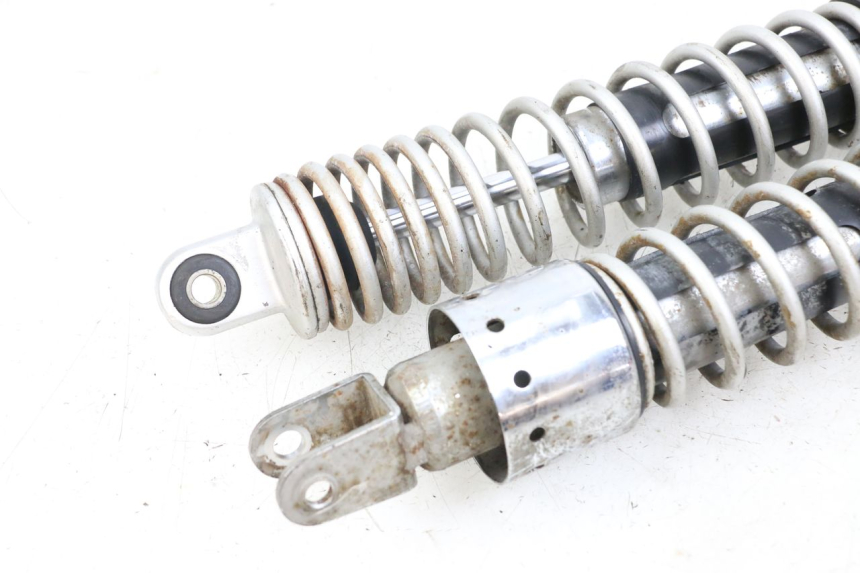 photo de REAR SHOCK ABSORBER PAIR KYMCO XCITING 250 (2006 - 2009) - Surface and material condition