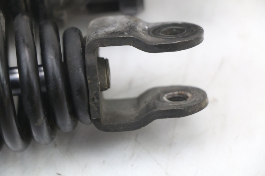 photo de REAR SHOCK ABSORBER PAIR YAMAHA YP MAJESTY 125 (2002 - 2006) - Distinctive features