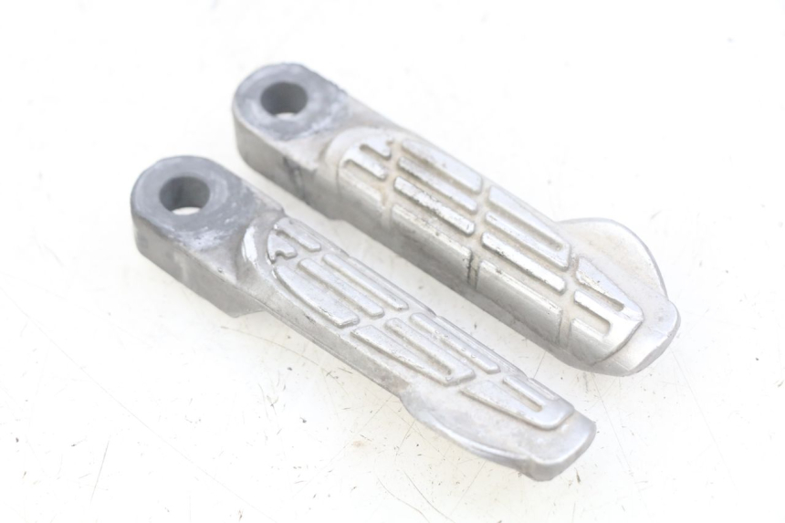 photo de PAIR OF REAR FOOTRESTS KYMCO AGILITY 16+ 4T 50 (2018 - 2023) - Main view