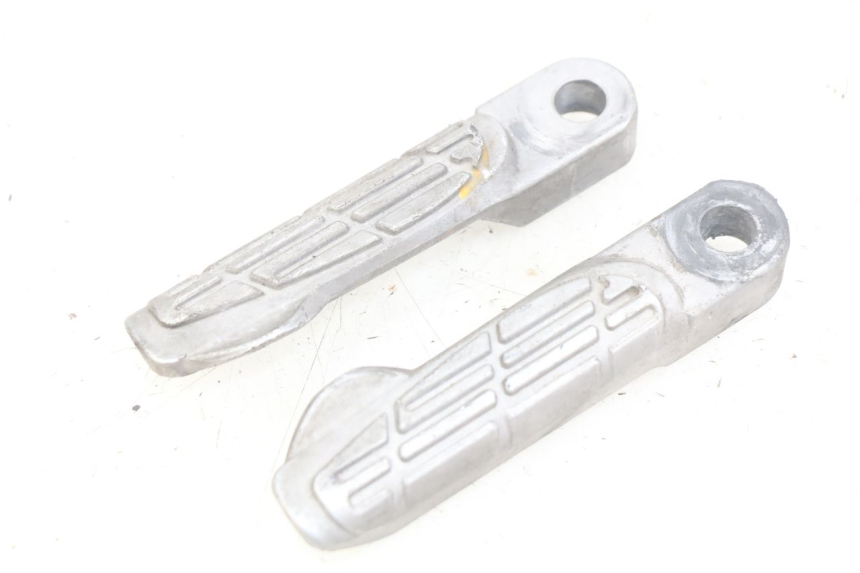 photo de PAIR OF REAR FOOTRESTS KYMCO AGILITY 16+ 4T 50 (2018 - 2023) - Main view