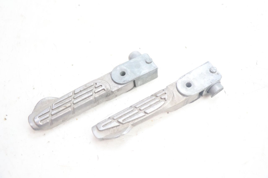 photo de PAIR REAR FOOTRESTS KYMCO AGILITY CITY 2T 50 (2008 - 2016) - Main view