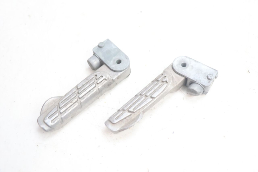 photo de PAIR REAR FOOTRESTS KYMCO AGILITY CITY 2T 50 (2008 - 2016) - Component detail