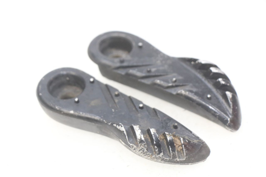 photo de PAIR OF REAR FOOTRESTS MBK BOOSTER SPIRIT 50 (2004 - 2017) - Main view