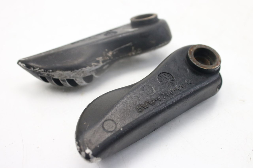 photo de PAIR OF REAR FOOTRESTS YAMAHA BW'S EASY 50 (2013 - 2016) - Zoom on usage condition